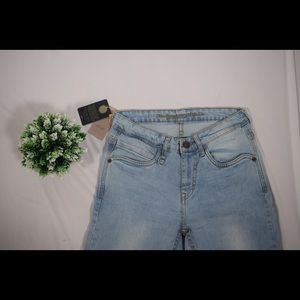Roadster Jeans